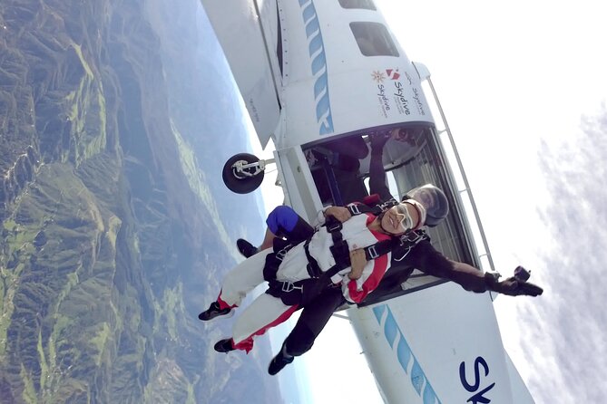 18,000ft Tandem Skydive over Abel Tasman - The big view from 18,000 feet