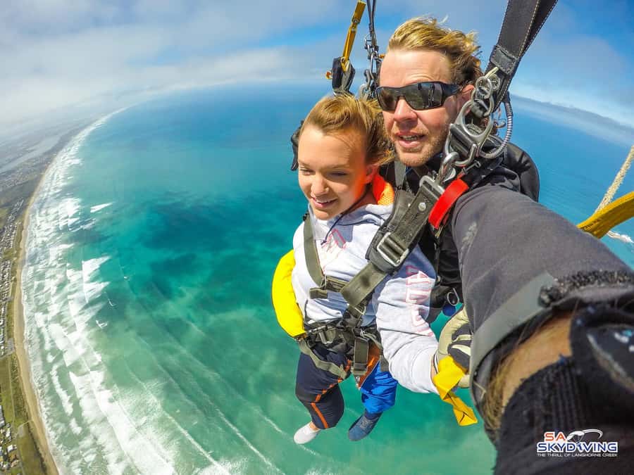Adelaide: Tandem Skydiving Adventure over Goolwa - What to bring and what not to forget