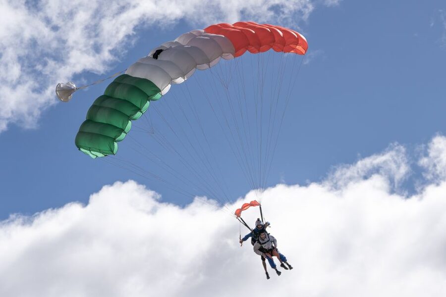 Adelaide: Tandem Skydiving over Lake Alexandrina - The free-fall and parachute flight