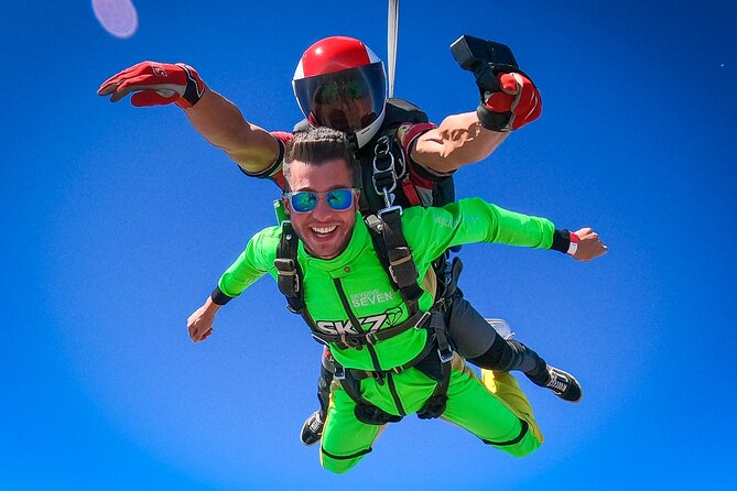 Algarve Tandem Skydive 15.000ft - Arriving at Alvor Airfield