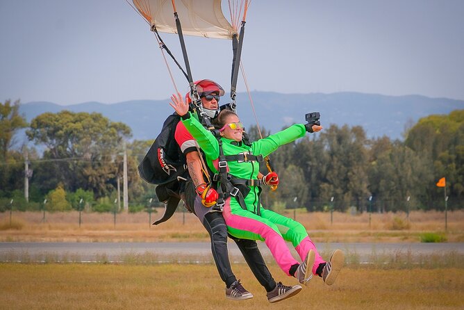 Algarve Tandem Skydive 15.000ft - The parachute descent and return