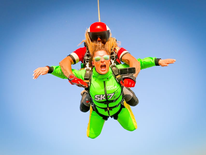 Algarve: Tandem Skydiving Adventure 15,000 to 10,000 Feet - Key points before you book