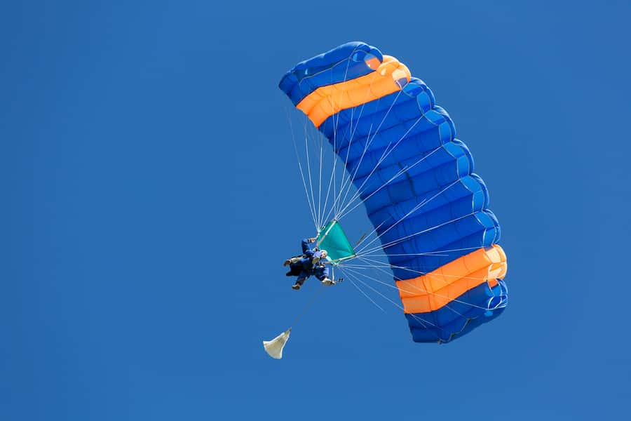 Auckland: 13000, 16000, or 18000-Foot Tandem Skydive - Photos and video: worth paying extra?