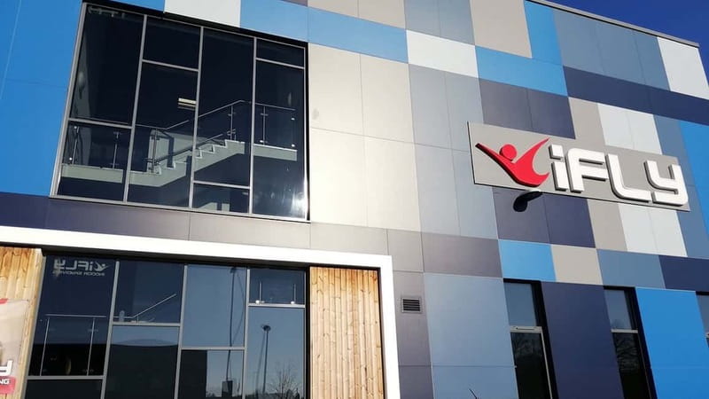 Basingstoke: Indoor Skydiving Experience with 2 Flights - Your instructor and the first flight