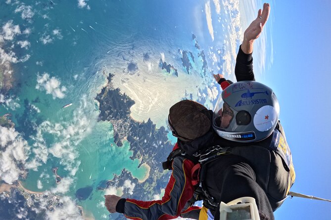 Bay of Islands: 12,000ft Skydive - Should you book the 12,000-foot jump?
