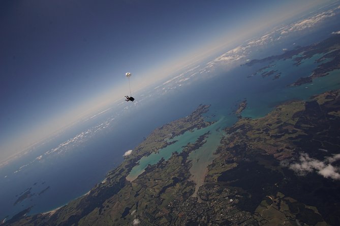 Bay of Islands: 18,000ft Skydive - Why 18,000ft changes the view