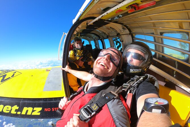 Bay of Islands: 9000ft Skydive - Booking details that can save you trouble