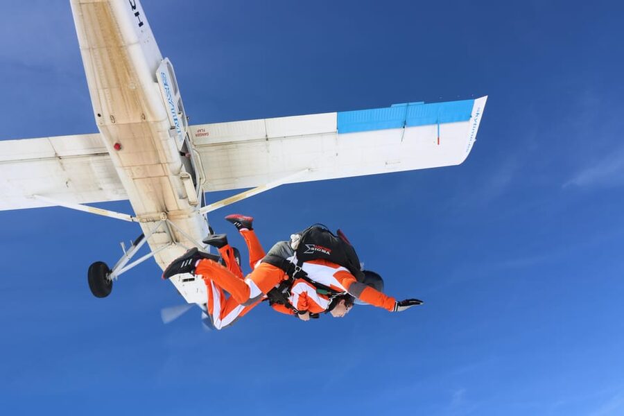 Best skydiving close to Brno and Olomouc - What the media packages are worth