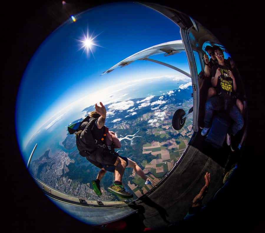 Cairns: Tandem Skydive Experience - Why the staff matter so much