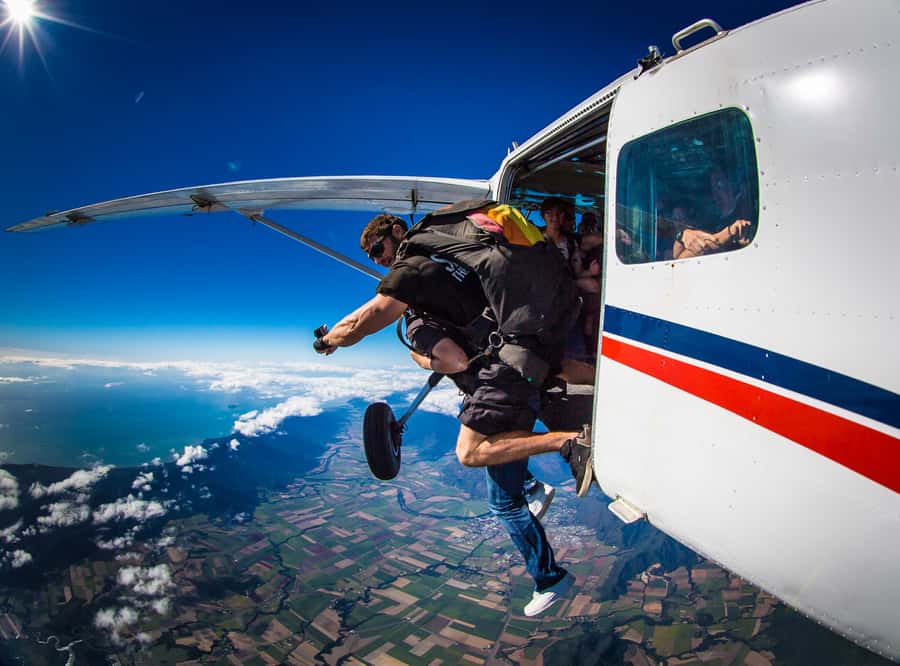 Cairns: Tandem Skydive Experience - Sunrise, timing, and the weather problem