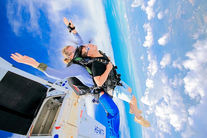First Jump Tandem Skydive Pattaya Include Pickup Transfer - Key points to know before booking