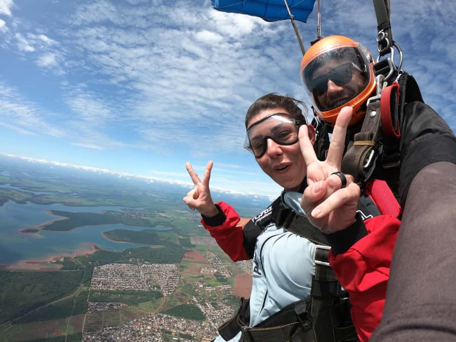 Foz do Iguacu: Skydiving Experience with Photos and Videos - The flight above the Triple Frontier
