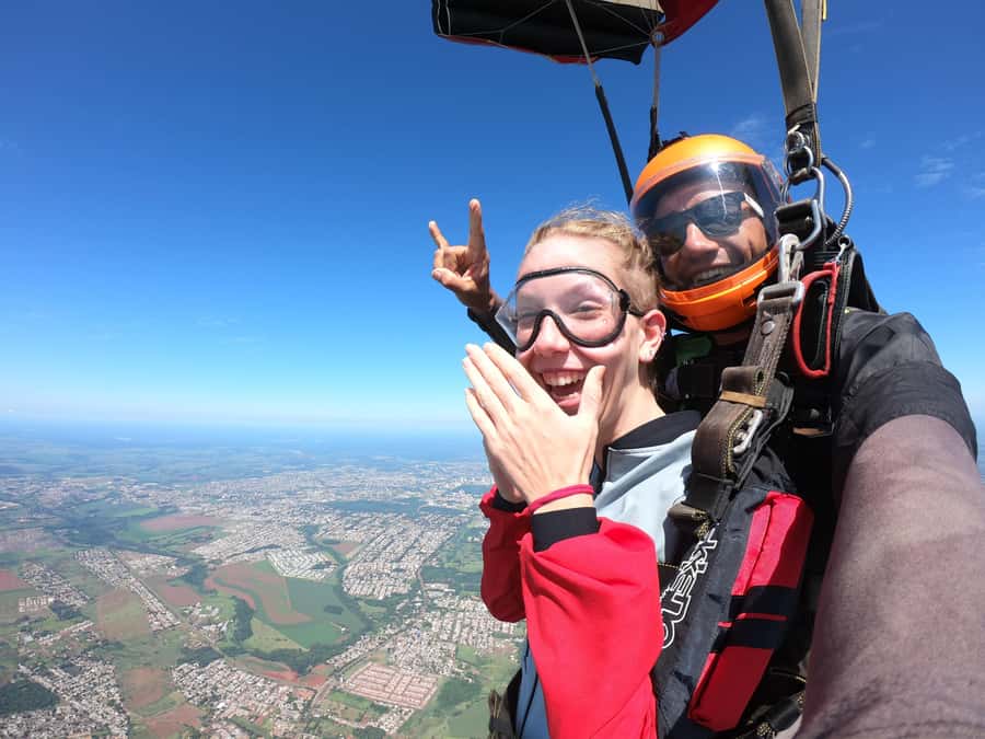 Foz do Iguacu: Skydiving Experience with Photos and Videos - How it fits into a Foz do Iguaçu itinerary