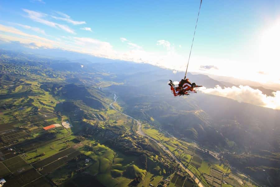 From Motueka: Abel Tasman Tandem Skydive Experience - From Motueka hangar to the aircraft