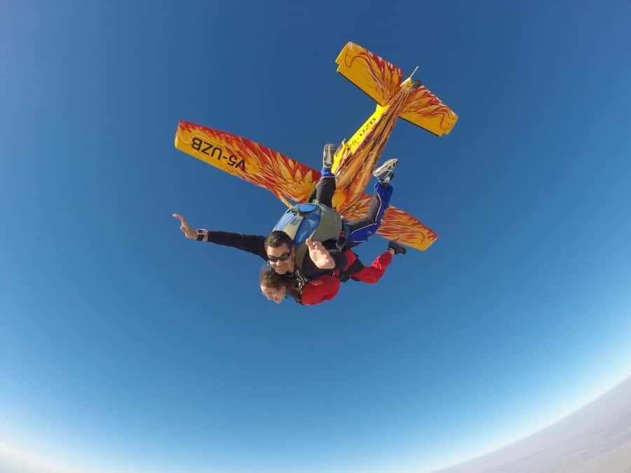 From Swakopmund: Tandem Sky Diving - The 15-minute flight above dunes and ocean