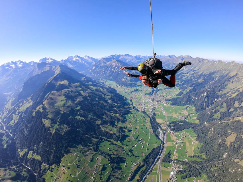 From Zurich: Interlaken Skydiving & Scenic Flight Adventure - The best reasons to say yes