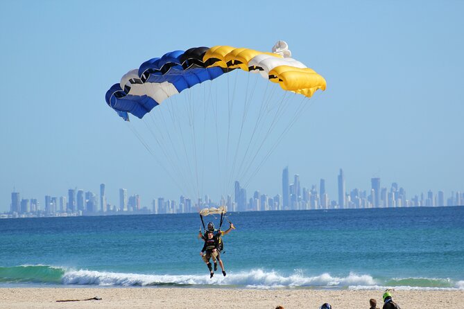 Gold Coast Tandem Skydive - From Coolangatta to the aircraft