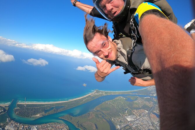 Gold Coast Tandem Skydive - The 45-second freefall over the coast