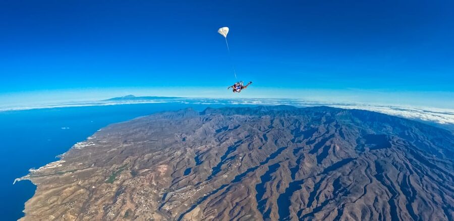 Gran Canaria : Skydiving over Maspalomas Dunes - From Playa del Inglés to the El Berriel airfield