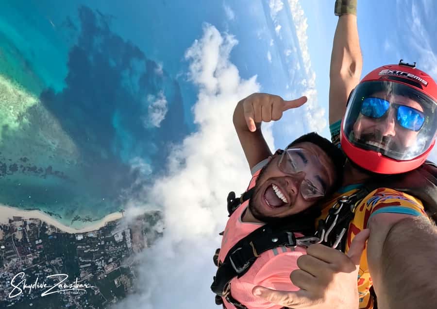 Kendwa: Tandem Skydive in Zanzibar - Why the beach landing changes the experience