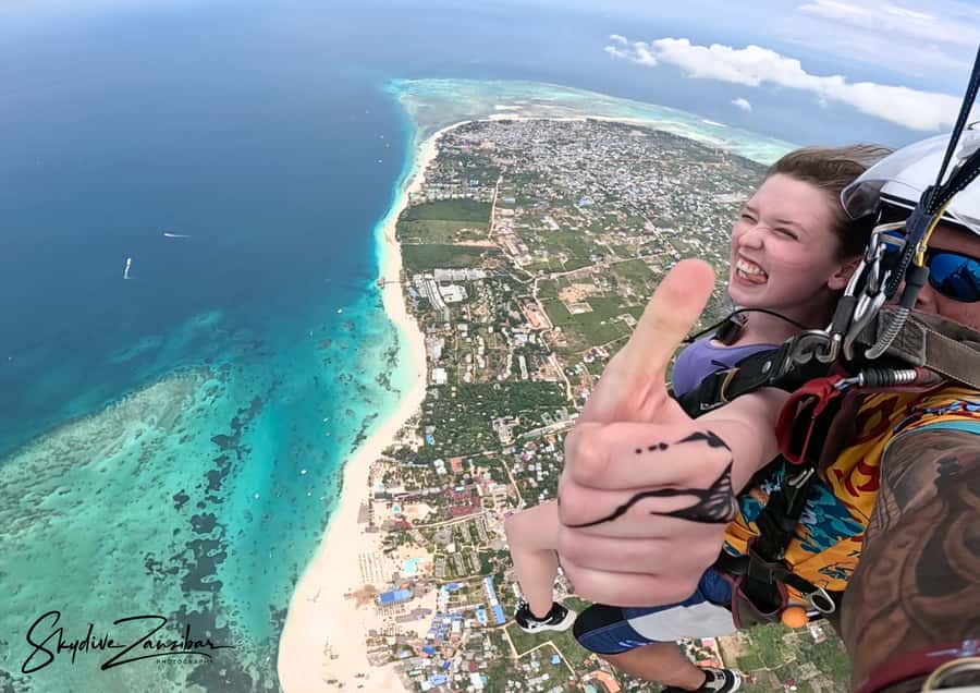 Kendwa: Tandem Skydive in Zanzibar - Should you book the Kendwa jump?