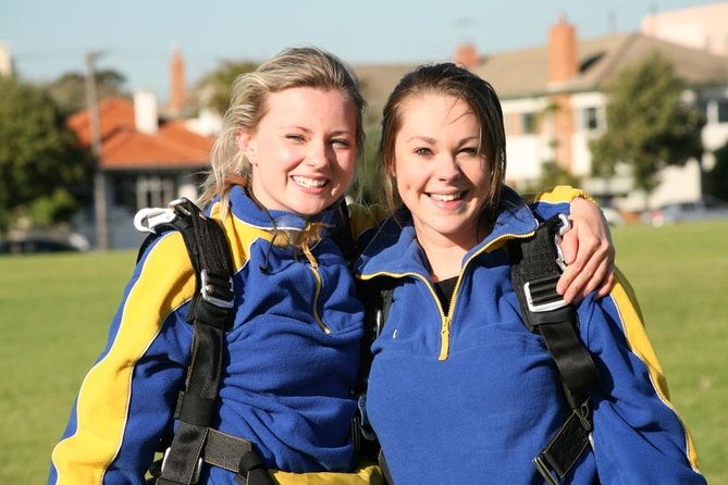 Melbourne: Tandem Skydive Experience over St. Kilda Beach - Weather, delays, and the real time commitment