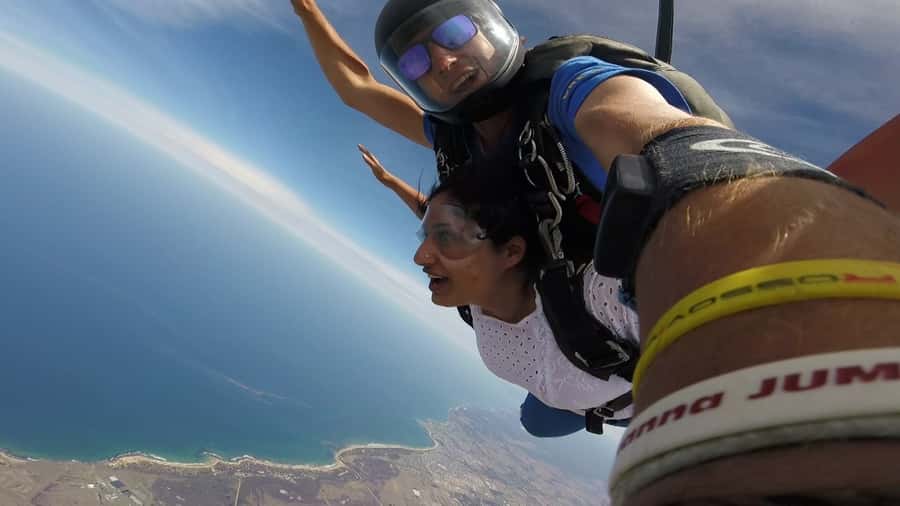 Melbourne: Tandem Skydive over Great Ocean Road + Transfer - Why this Great Ocean Road skydive feels different