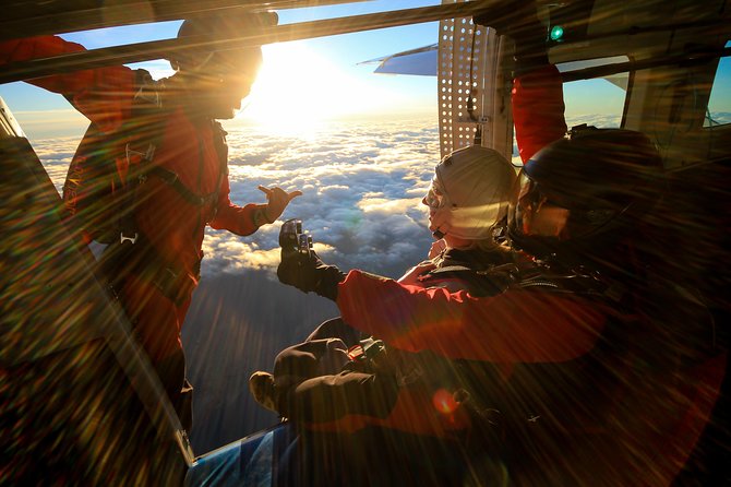 NZONE Skydive Queenstown - Queenstown’s big view from 15,000 feet
