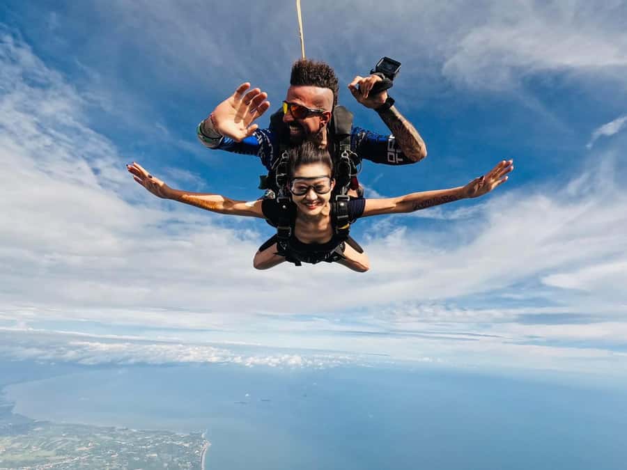 Pattaya: Dropzone Tandem Skydive Experience with Ocean Views - A 13,000-foot view over Rayong Province