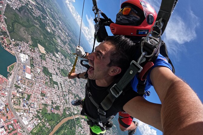 Private Tandem Skydiving adventure - Getting to the meeting point