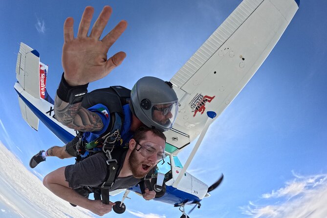 Private Tandem Skydiving adventure - Photos, videos, and the memory of the jump