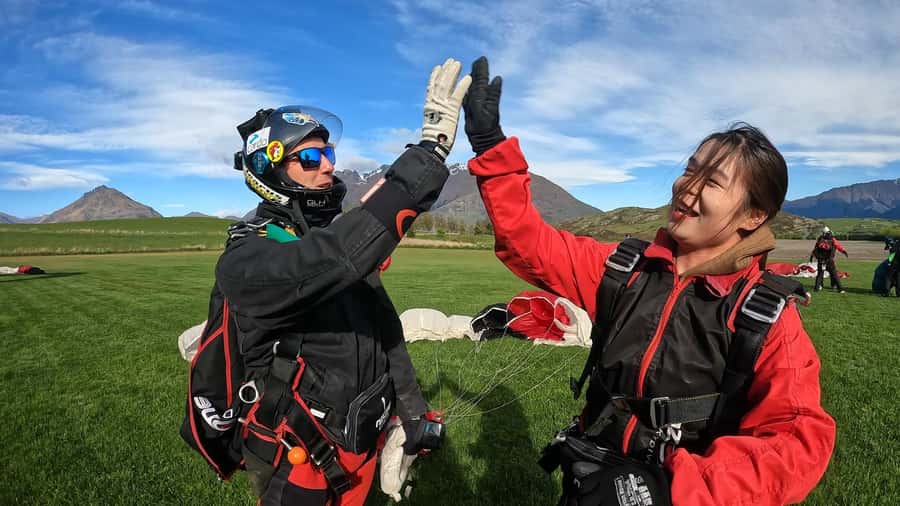 Queenstown: Tandem Skydive Experience - The 15-minute aircraft ride above the Southern Lakes