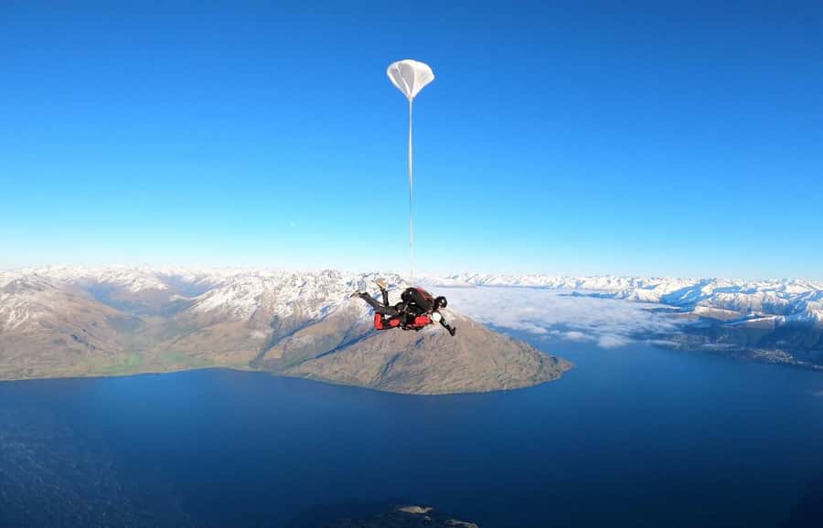 Queenstown: Tandem Skydive Experience - Sixty seconds of freefall at up to 200kph