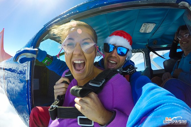 SA Skydiving Adelaide - Langhorne Creek - The clubhouse makes the waiting time easier