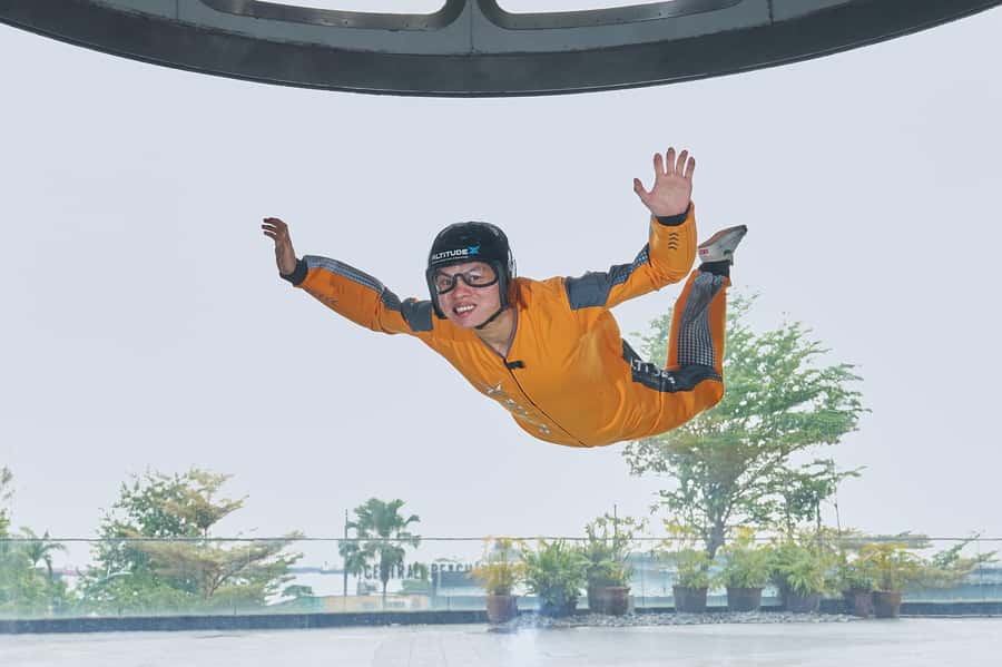 Singapore: I-Fly Indoor E-Ticket for 2 Skydives - Training, equipment, and getting ready