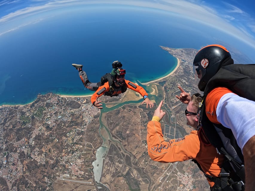Skydive Algarve: Tandem Skydiving 10.000ft (up to 15.000ft) - Fifteen minutes above Alvor Bay