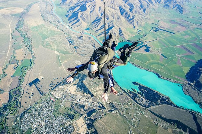 Skydive Mt. Cook - 20+ Seconds of Freefall from 10,000ft - What the mountain weather can change