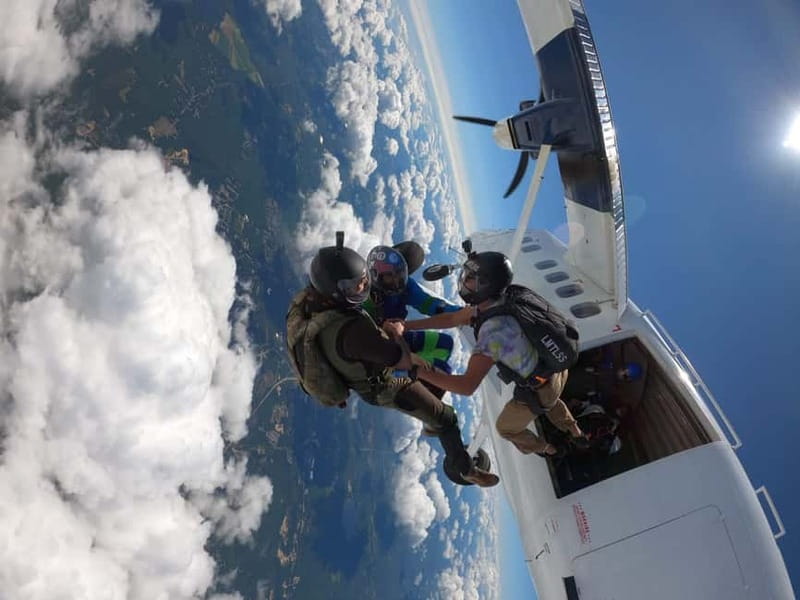 Skydive Over Barcelona – 13,000ft Tandem Jump + Transport - Sixty seconds of freefall at 200 km/h