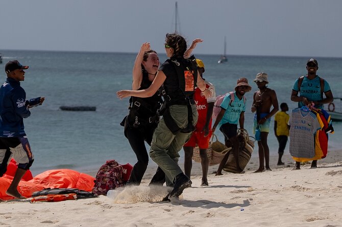 Skydive Zanzibar | Tandem Skydive - Landing on the white sand at Kendwa