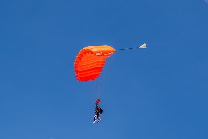 Skydive Zanzibar | Tandem Skydive - Photos and video arrive shortly after the jump