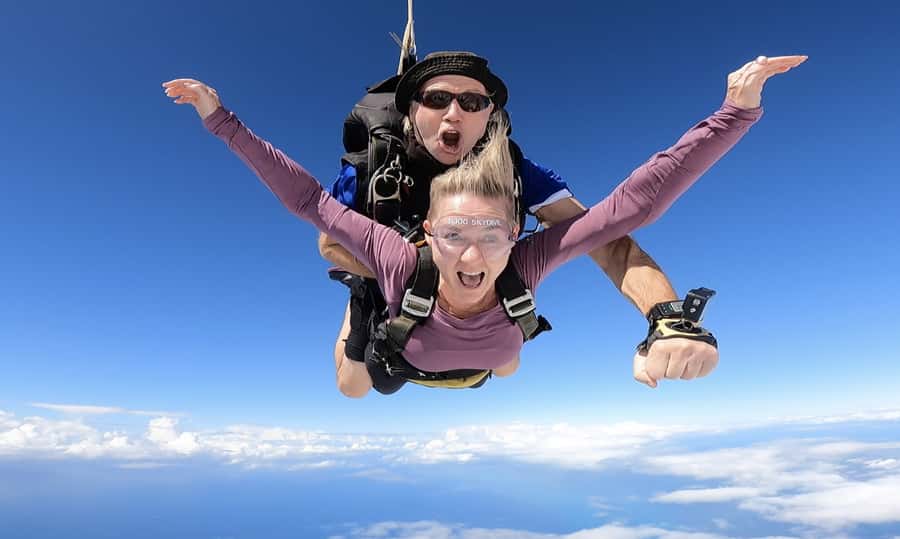 Sunshine Coast: Tandem Skydive with Beach Landing - Touching down on Currimundi Beach