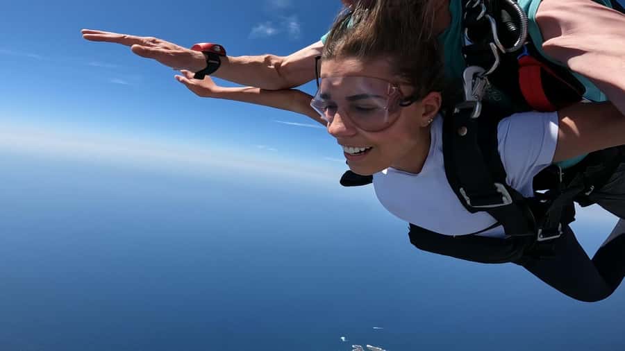 Sydney, Shellharbour: 15,000ft Tandem Beach Skydive - Why this coastal skydive feels different