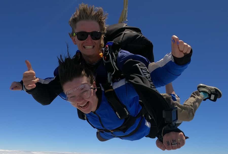 Sydney: Tandem Skydive with Optional Transfers - Check-in, APF membership, and the safety briefing