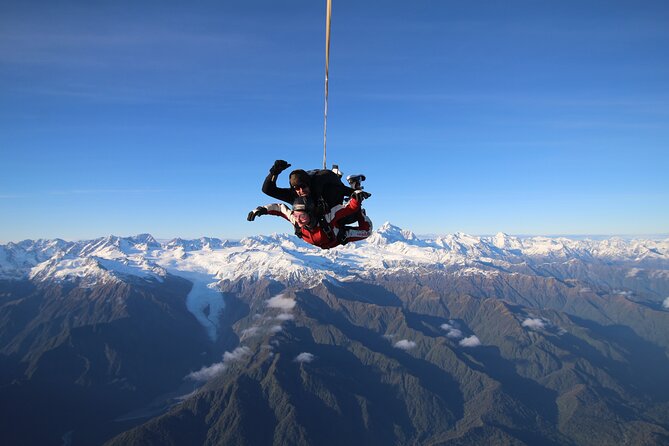 Tandem Skydive 16,500ft from Franz Josef - Why 16,500 feet changes the experience