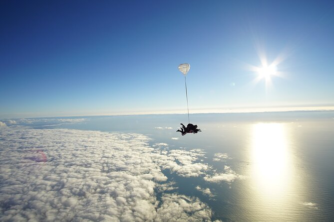 Tandem Skydive 16,500ft from Franz Josef - Is the $341.08 price fair?