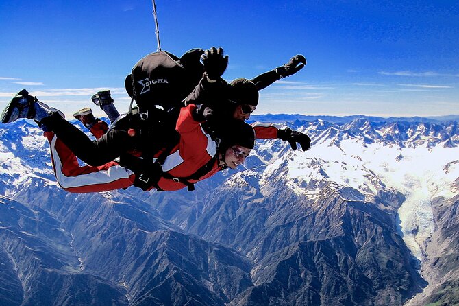 Tandem Skydive 18,000ft from Franz Josef - Getting ready for an 18,000-foot jump