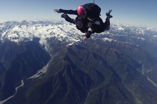 Tandem Skydive 18,000ft from Franz Josef - Who will get the most from this experience
