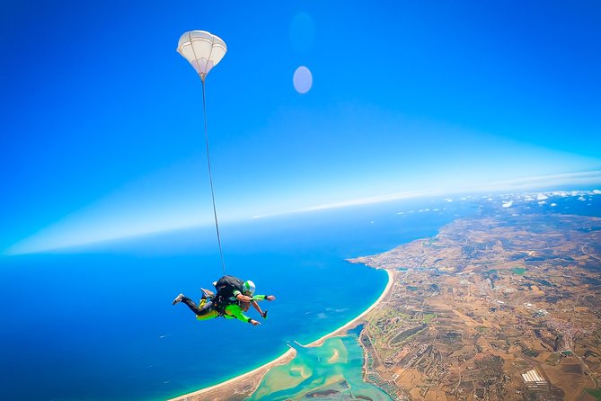 Tandem Skydiving — 30 min from Albufeira - What happens at Alvor Municipal Airport