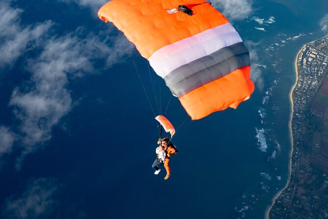 Tandem Skydiving with GoJump in Hawaii - Preparing at the airfield