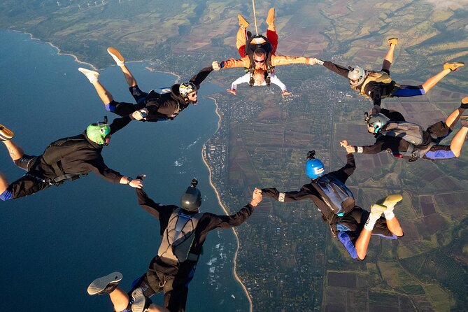 Tandem Skydiving with GoJump in Hawaii - Under the parachute above the North Shore